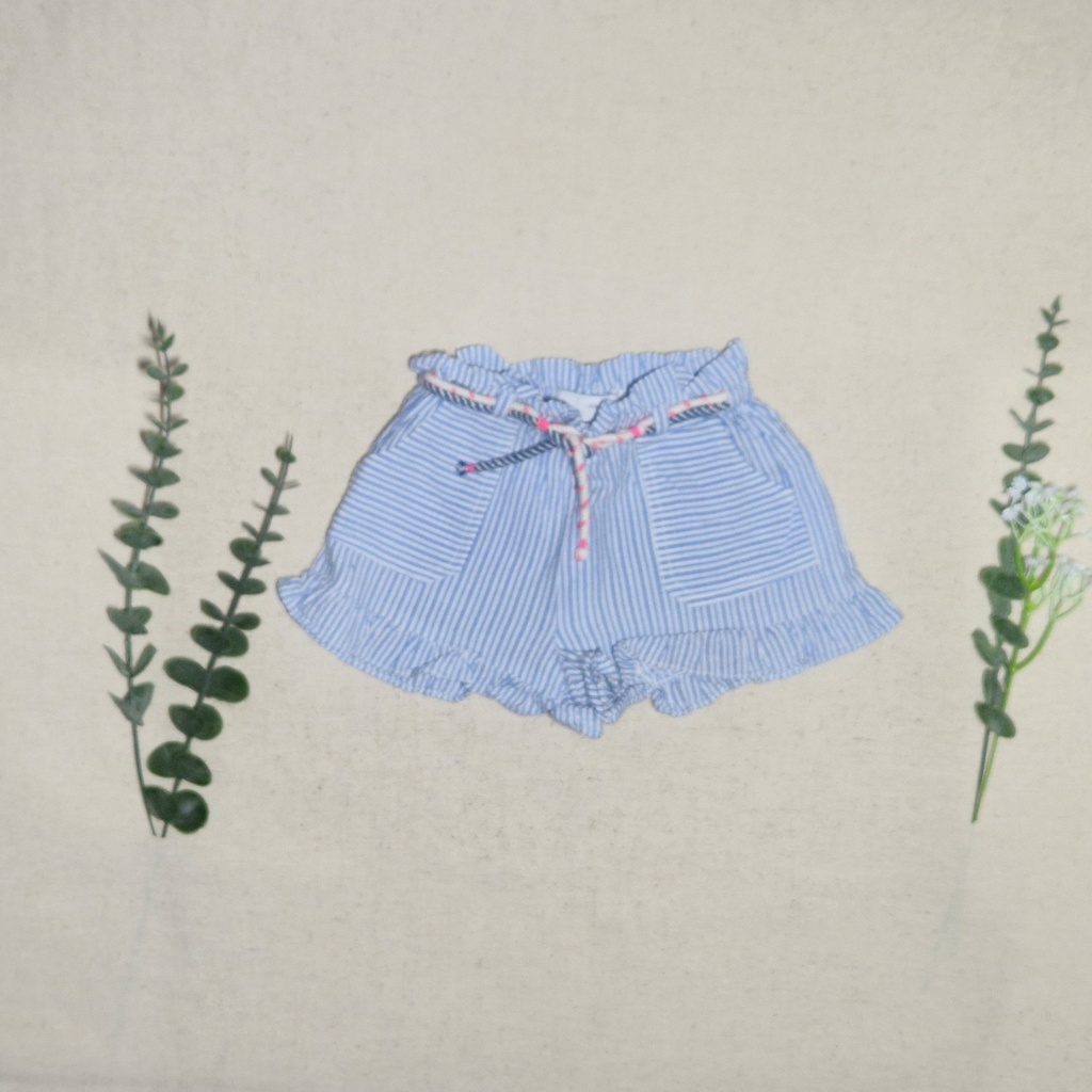 Short à rayures